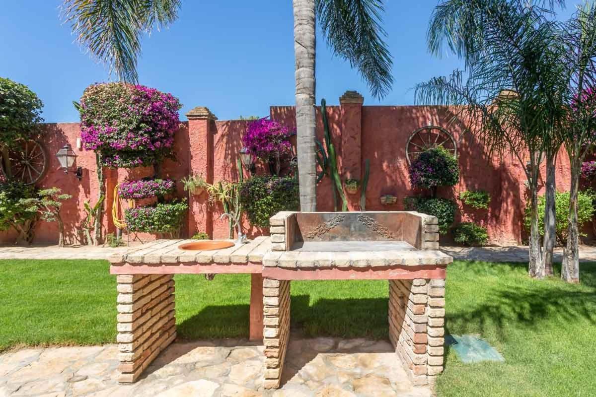 Villa Flumini Флумини ди Куарту Екстериор снимка