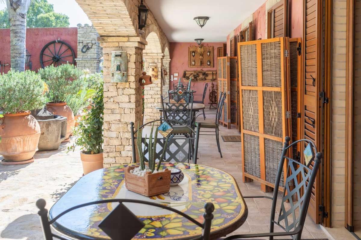 Villa Flumini Флумини ди Куарту Екстериор снимка