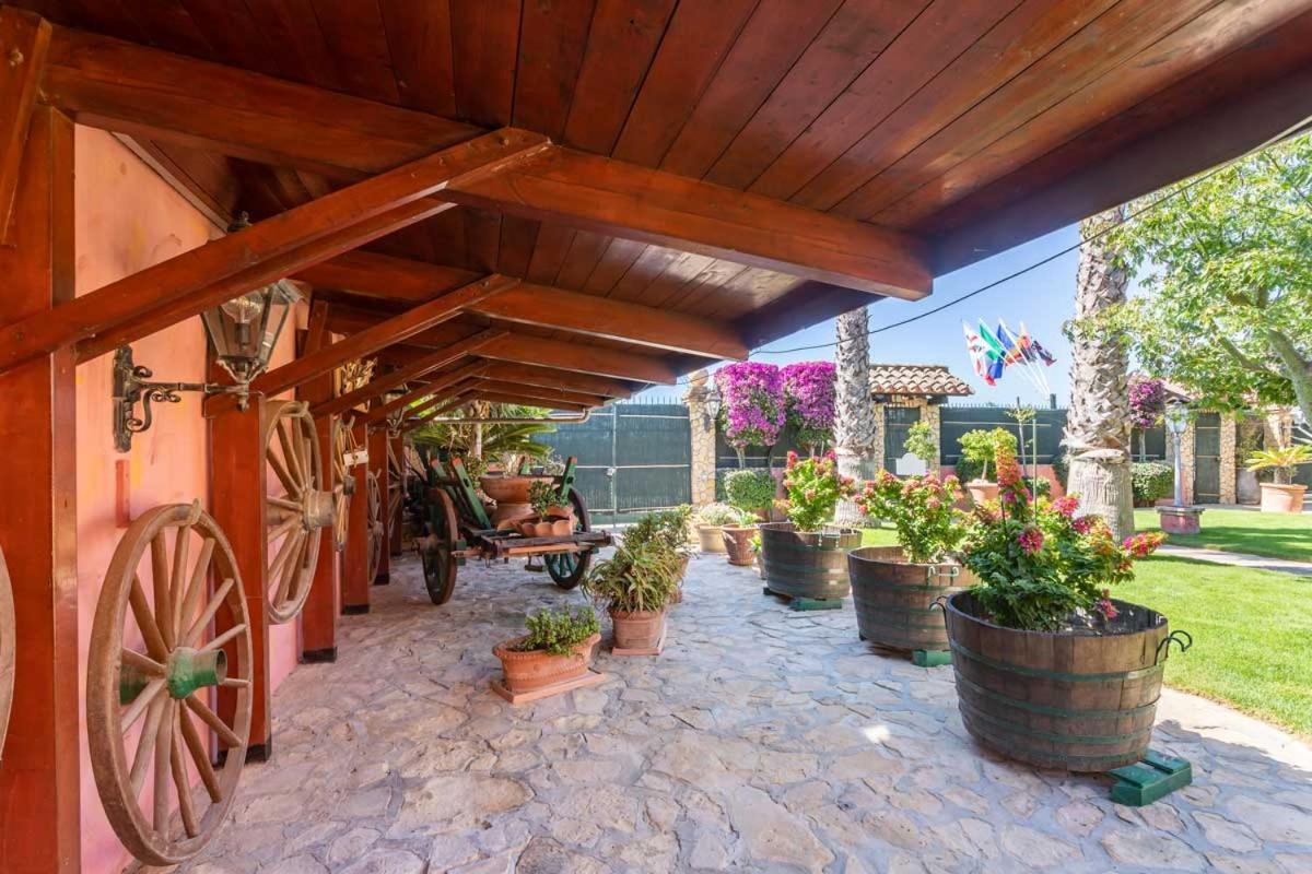 Villa Flumini Флумини ди Куарту Екстериор снимка